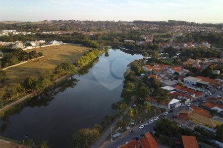 Casa à venda com 3 quartos, sendo 1 suíte, no Centro, Araçoiaba da Serra, SP