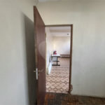 Casa térrea à venda com amplo quintal e grande potencial na Vila Nery