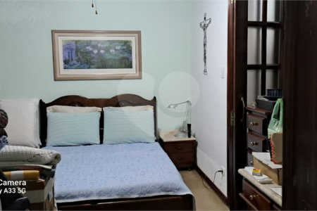 Casa à venda com 5 quartos, sendo 4 suítes,  em Jardim Armênia, Mogi das Cruzes, SP