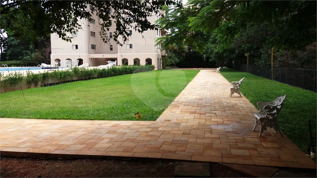 Apartamento à venda com 3 quartos em Vila Suzana, São Paulo, SP
