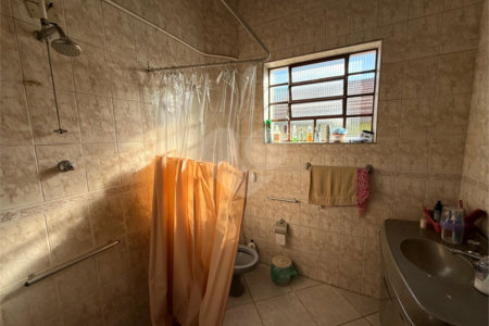 Terreno à venda com 2 quartos em Parada Inglesa, São Paulo, SP