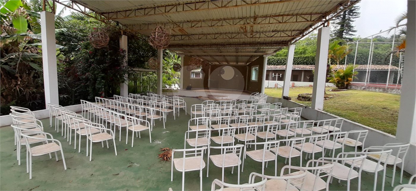 Casa Térrea à venda com 5 quartos, sendo 3 suítes, em Serra da Cantareira, Mairiporã, SP