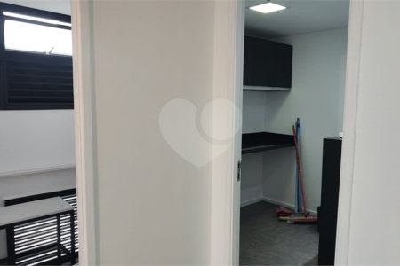 Sala à venda em Alto de Pinheiros, São Paulo, SP