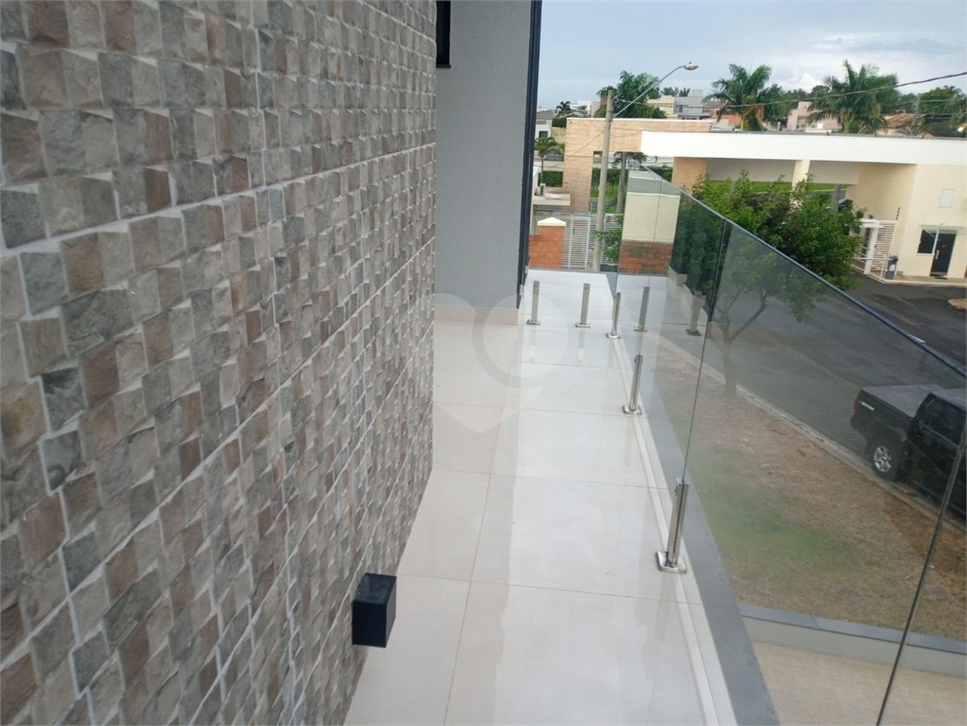 Casa à venda ou para alugar com 3 suítes no condomínio Residencial Viena, Indaiatuba - SP