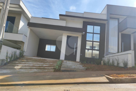 Casa à venda com 3 suítes no condomínio Condomíno Helena Maria, Sorocaba - SP