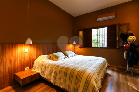 Casa Térrea à venda com 1 quarto em Jardim Marajoara, São Paulo, SP