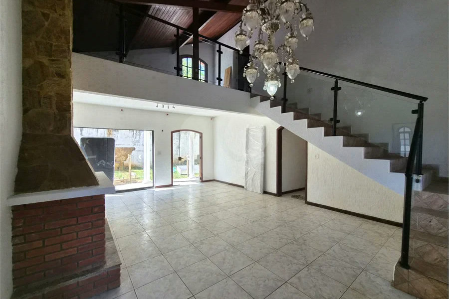 Casa à venda ou para alugar com 4 suítes no condomínio Parque Imperial da Cantareira, Mairiporã - SP