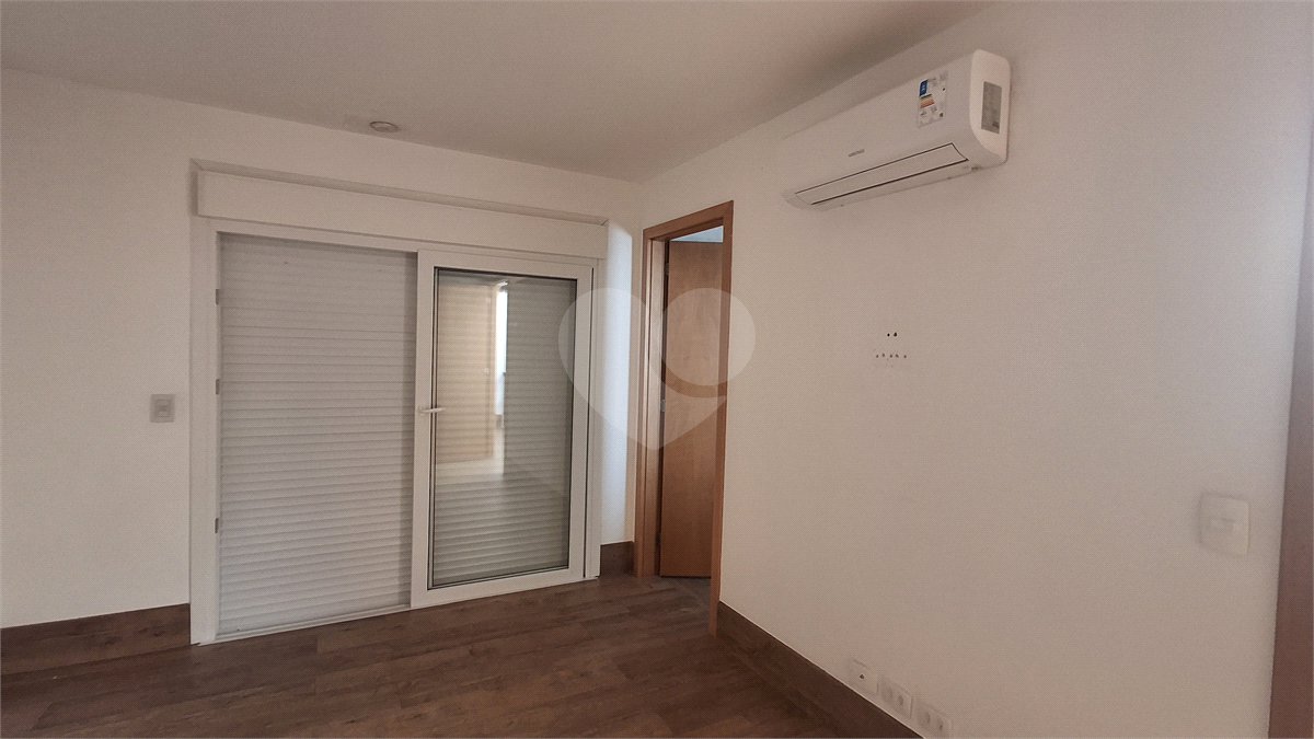 Casa de Vila à venda com 2 quartos, sendo 1 suíte, em Alto da Boa Vista, São Paulo, SP