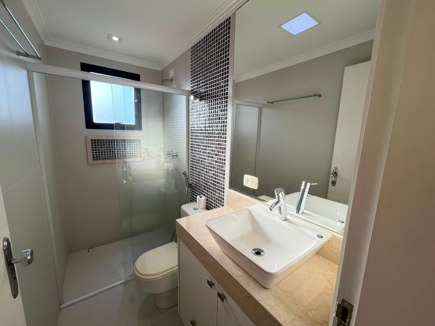 Apartamento com 1 dormitório à venda, 45 m² por R$ 290.000,00 - Jardim Três Marias - Guarujá/SP