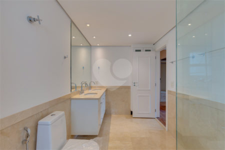 Apartamento à venda com 4 suítes em Jardim Marajoara, São Paulo, SP