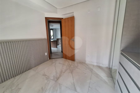 Apartamento à venda com 2 quartos em Jardim das Acácias, São Paulo, SP