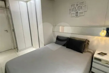 Apartamento à venda com 2 quartos, sendo 1 suíte, no Centro, São José dos Campos, SP