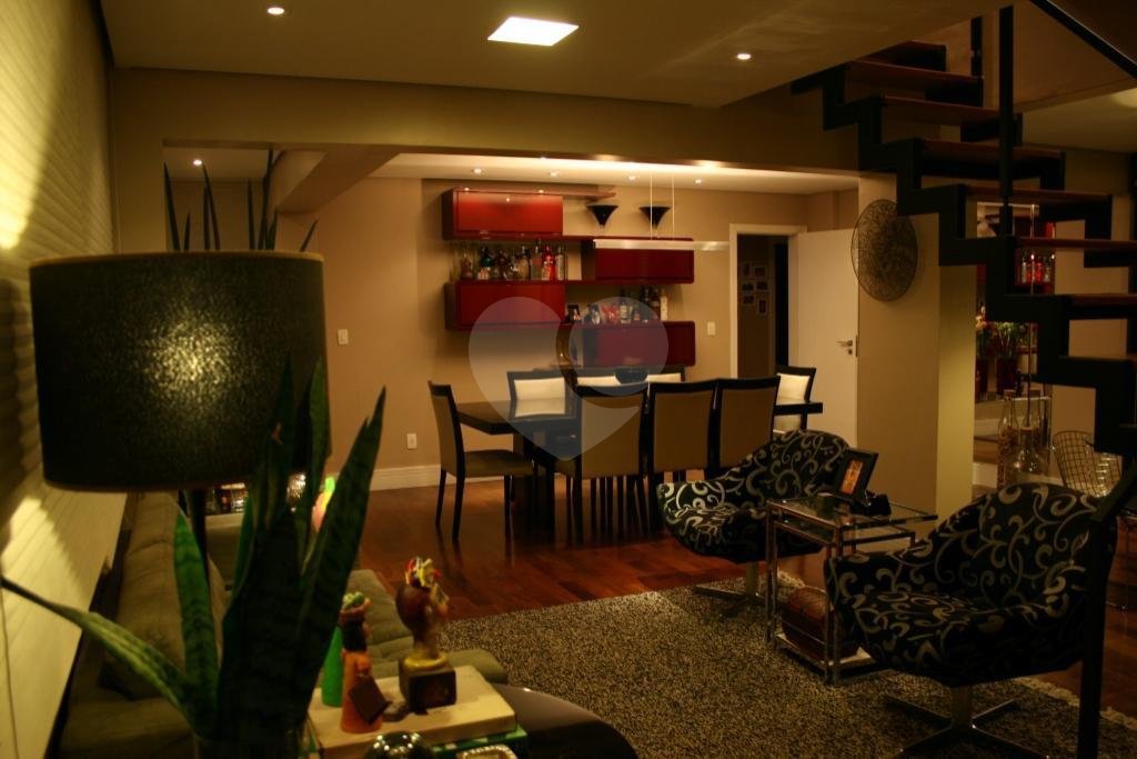 Cobertura à venda com 3 quartos, sendo 1 suíte, em Vila Suzana, São Paulo, SP