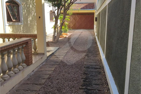 Casa à venda com 3 quartos, sendo 1 suíte,  em Santa Rosa, Vinhedo, SP