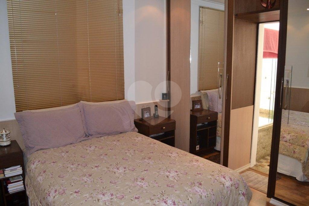 Sobrado à venda com 3 quartos, sendo 1 suíte, em Tremembé, São Paulo, SP