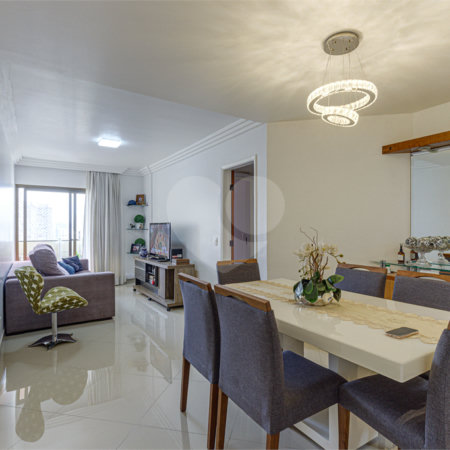 Apartamento à venda com 3 quartos, sendo 1 suíte, em Alto da Boa Vista, São Paulo, SP