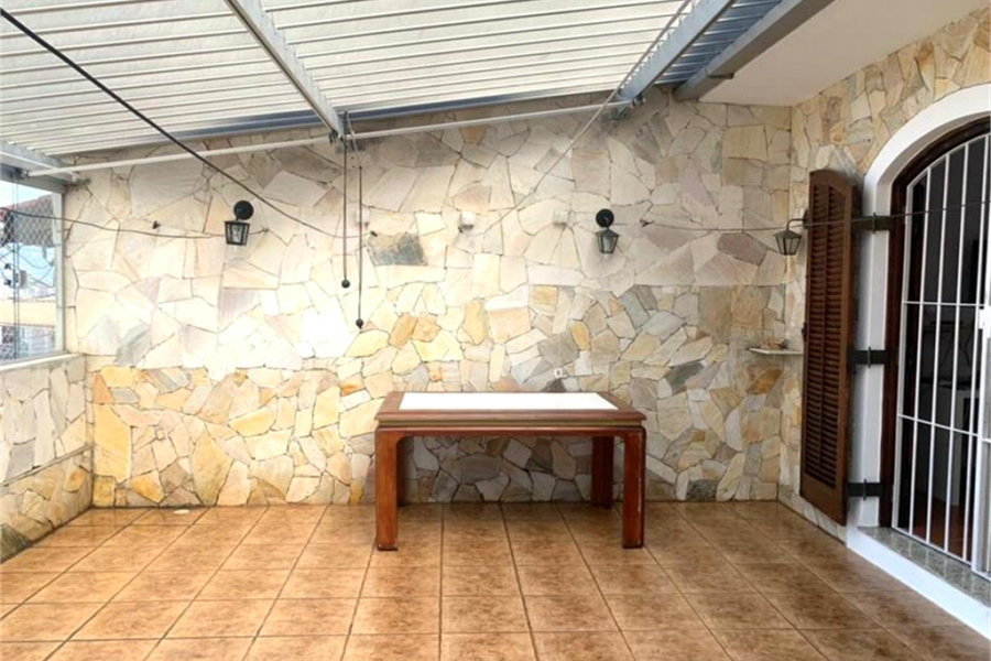 Sobrado à venda com 3 quartos, sendo 1 suíte, em Vila Nova Cachoeirinha, São Paulo, SP