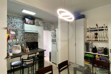 Casa à venda com 3 quartos, sendo 1 suíte, em Jardim Santa Clara, Guarulhos, SP