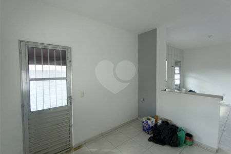 Casa à venda com 2 quartos em Retiro Santana, Itapetininga, SP