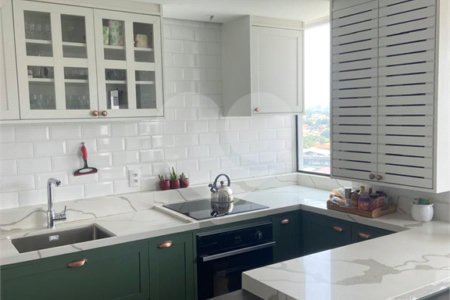Apartamento à venda com 3 quartos, sendo 2 suítes, em Mirandópolis, São Paulo, SP