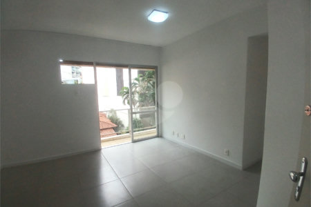 Apartamento à venda com 2 quartos, sendo 1 suíte, em Lagoa, Rio de Janeiro, RJ