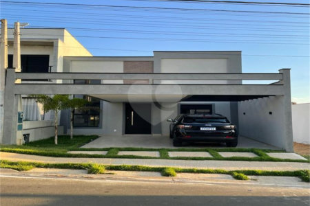 Casa à venda com 3 quartos, sendo 1 suíte, no condomínio Vila Paraty, Indaiatuba - SP