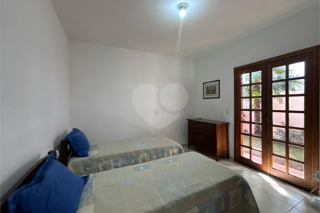 Casa à venda com 3 suítes no condomínio Atibaia Park I, Atibaia - SP