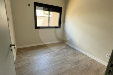 Casa à venda com 3 quartos, sendo 1 suíte, no condomínio Reserva Central Parque, Salto - SP