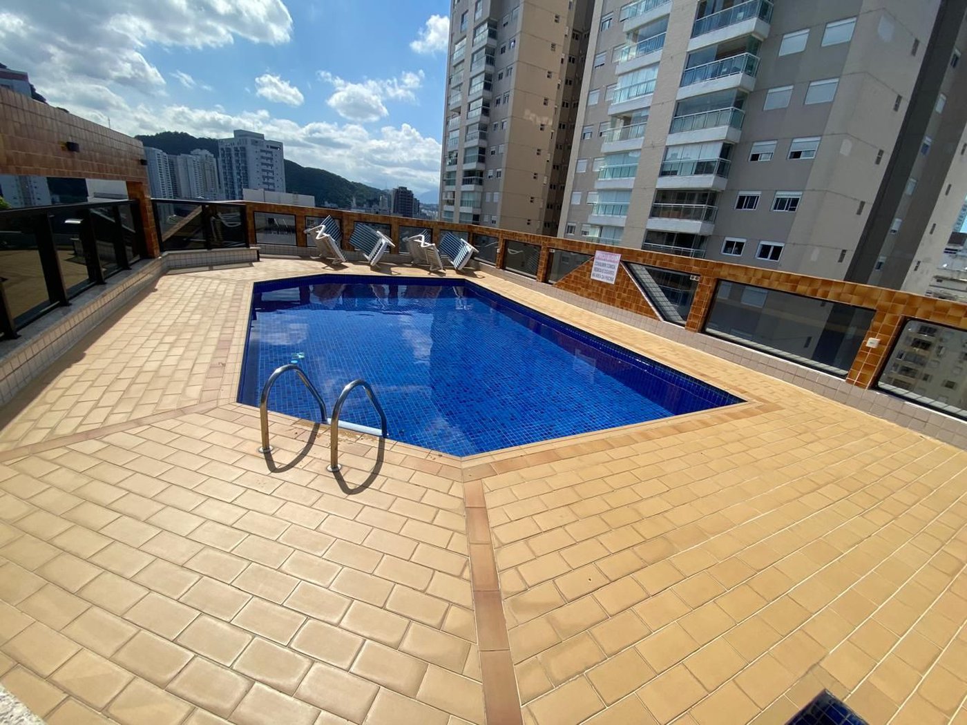 Apartamento com 1 dormitório para alugar, 65 m² por R$ 4.500,00/mês - José Menino - Santos/SP