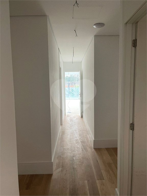 Apartamento à venda com 3 suítes em Moema, São Paulo, SP