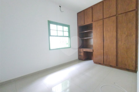 Casa Térrea à venda com 3 quartos no Centro, Mogi das Cruzes, SP