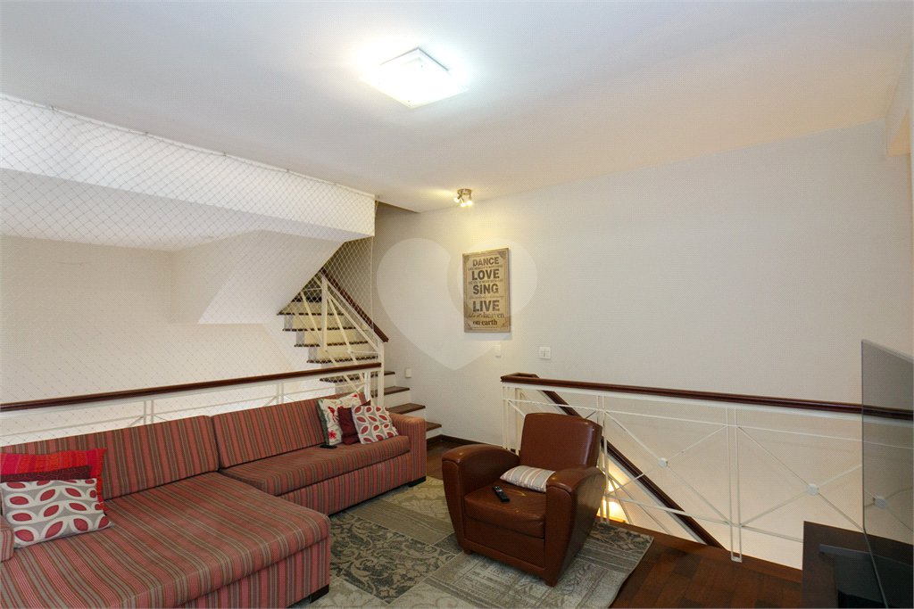Casa à venda com 5 suítes no condomínio Villa Florida, São Paulo - SP