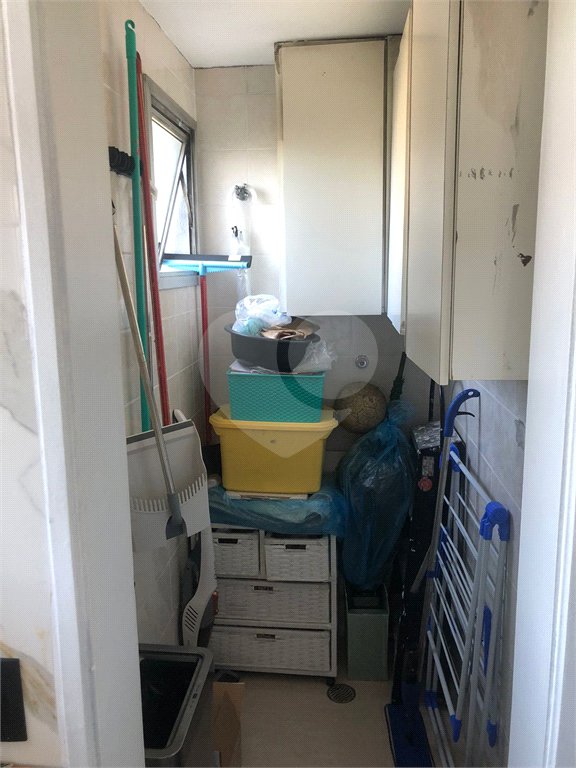 Apartamento à venda com 3 quartos, sendo 1 suíte, em Jardim Mariliza, São Paulo, SP