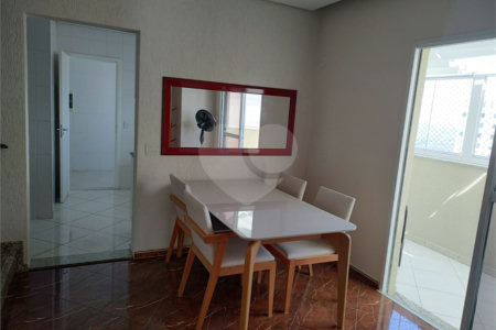 Apartamento à venda com 4 quartos, sendo 2 suítes, em Alto de Pinheiros, São Paulo, SP