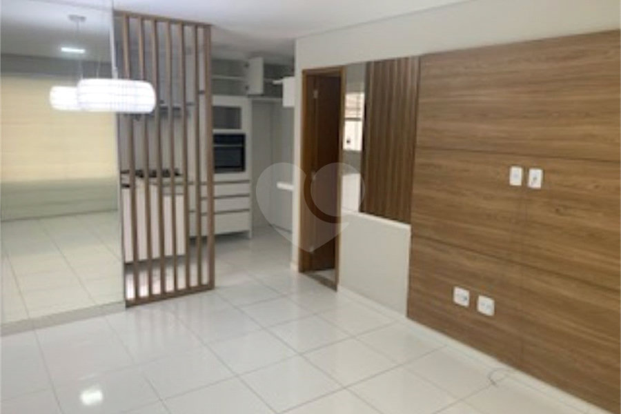 Casa à venda com 2 suítes em Vila Constança, São Paulo, SP