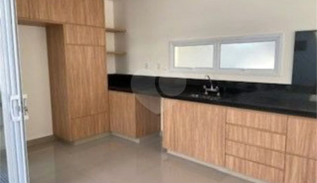 Casa à venda com 3 suítes no condomínio Residencial Viena, Indaiatuba - SP