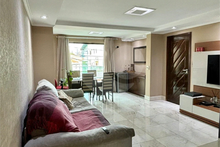 Sobrado à venda com 3 quartos, sendo 1 suíte, em Vila Albertina, São Paulo, SP