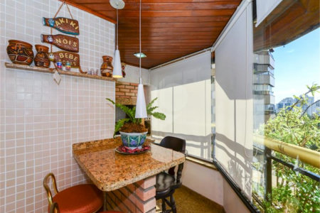 Apartamento à venda com 3 suítes em Vila Suzana, São Paulo, SP