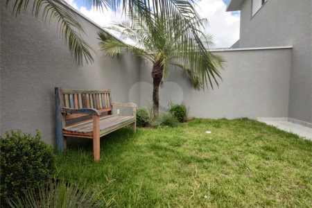 Casa Térrea à venda com 3 suítes em Jardim do Lago, Atibaia, SP