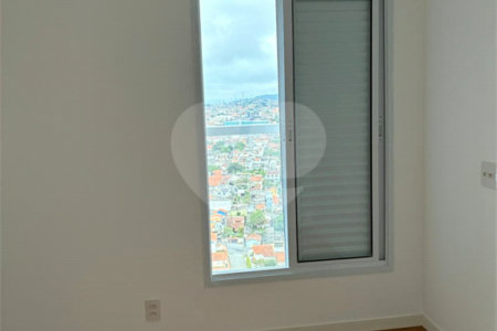 Apartamento à venda com 2 quartos, sendo 1 suíte, no Centro, Mogi das Cruzes, SP