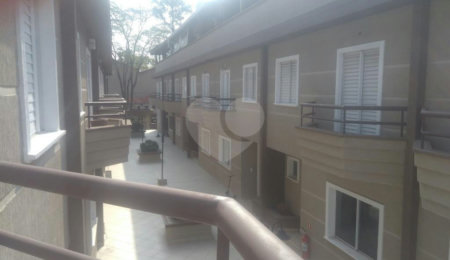Casa à venda com 3 quartos, sendo 1 suíte,  no condomínio Algarve Residencial, São Paulo - SP