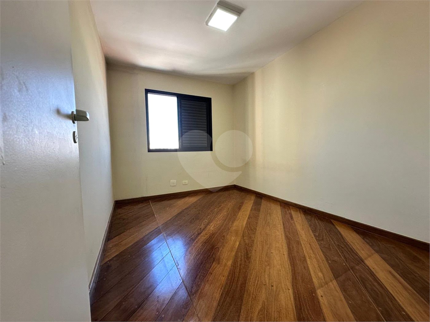Apartamento à venda com 3 quartos, sendo 1 suíte, em Parada Inglesa, São Paulo, SP