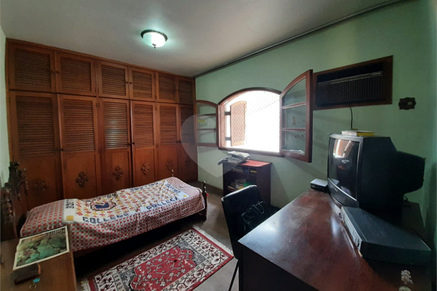 Sobrado à venda com 4 quartos, sendo 2 suítes, em Jardim Franca, São Paulo, SP