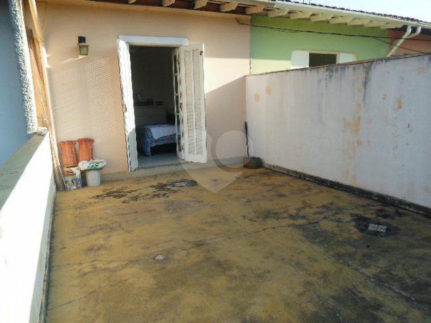 Sobrado à venda com 2 quartos em Tremembé, São Paulo, SP