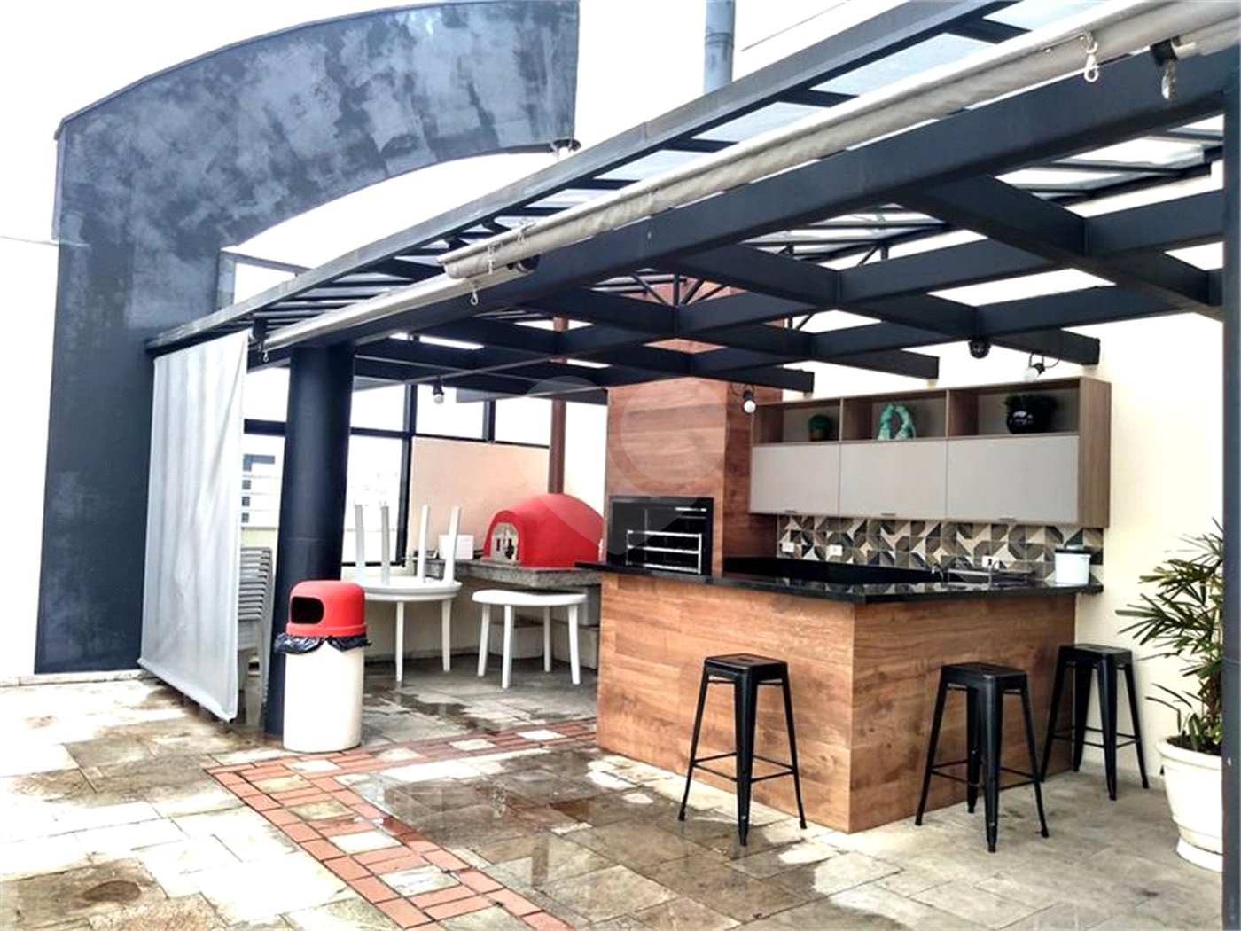 Apartamento à venda com 2 quartos, sendo 1 suíte, em Moema, São Paulo, SP