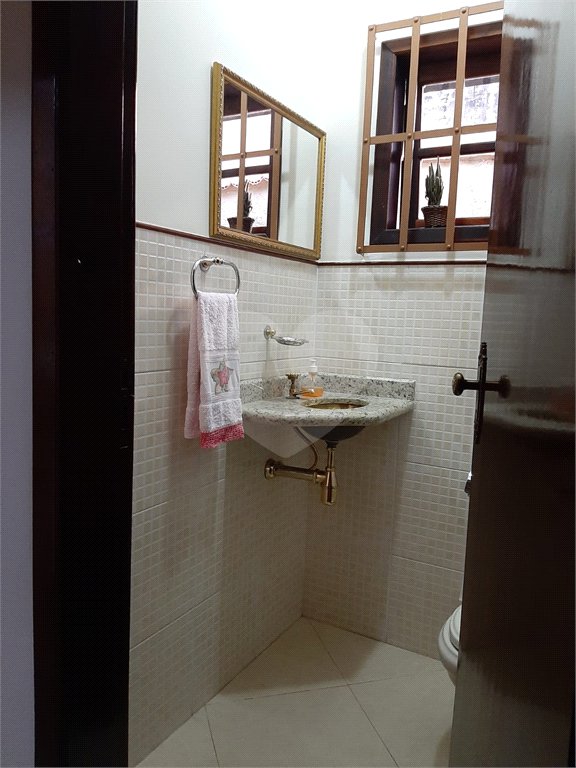Casa Térrea à venda com 3 quartos, sendo 1 suíte, em Vila Lavínia, Mogi das Cruzes, SP