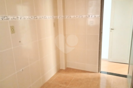 Apartamento à venda com 3 quartos, sendo 1 suíte, em Laranjeiras, Rio de Janeiro, RJ
