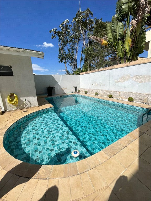 Casa à venda com 4 suítes no condomínio Aruã Lagos, Mogi das Cruzes - SP