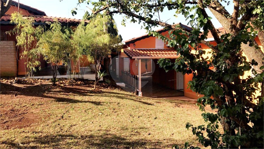 Casa Térrea à venda com 3 quartos, sendo 2 suítes,  em Vila Avaí, Indaiatuba, SP