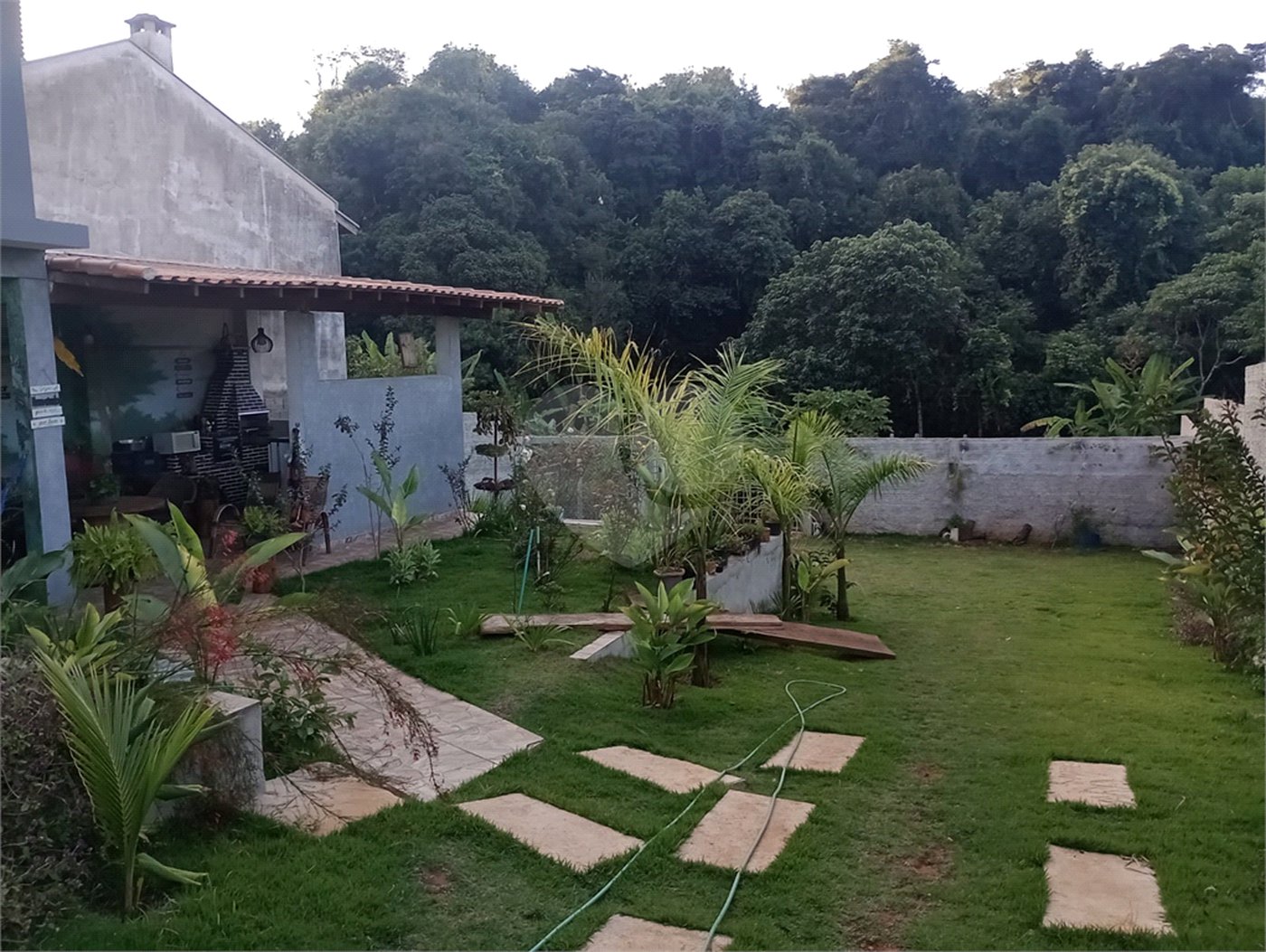 Chácara à venda com 5 quartos, sendo 1 suíte, em Jardim Marabá, Itapetininga, SP
